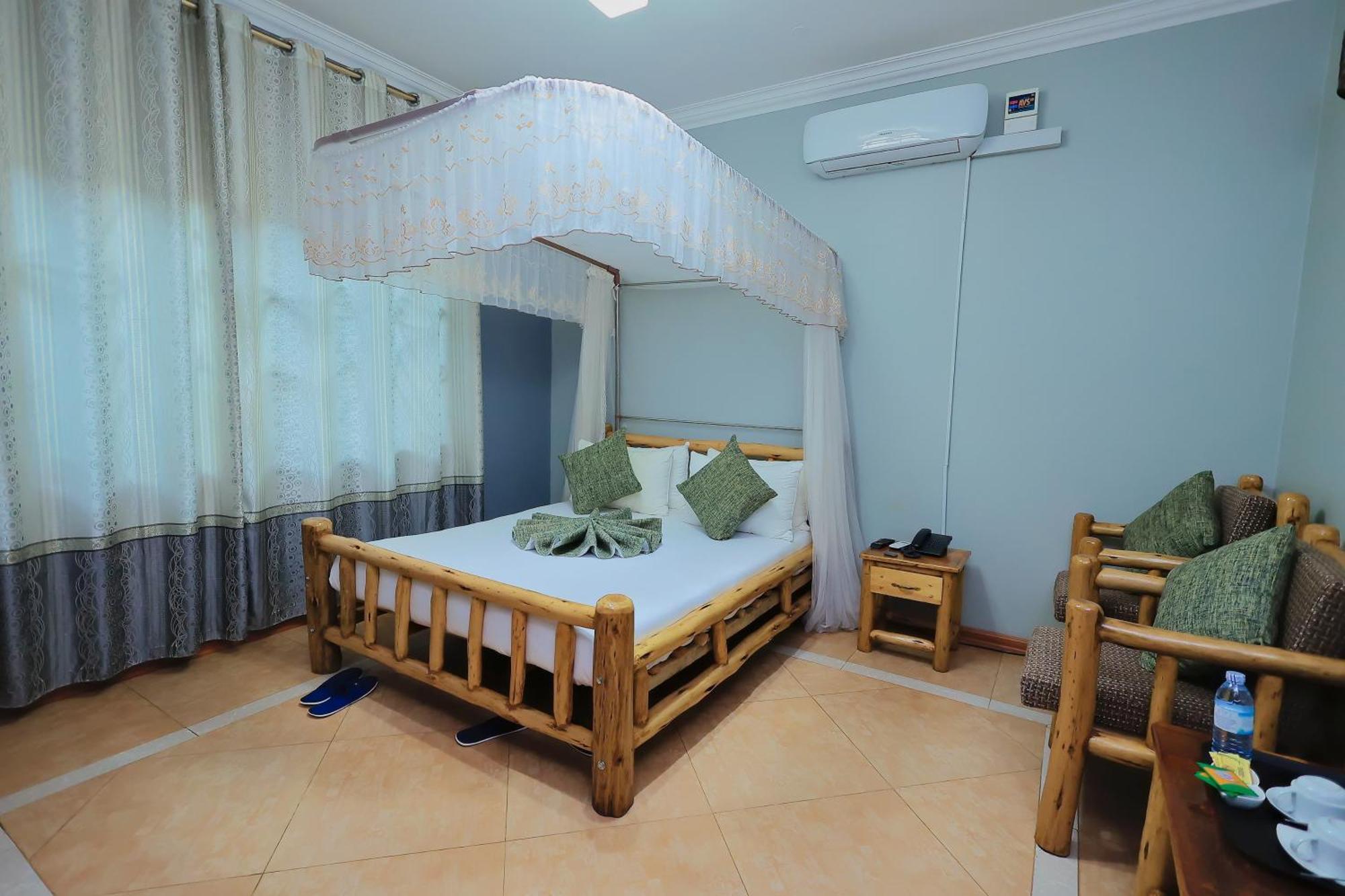 Shine Country Resort Hotel Naziba Luaran gambar