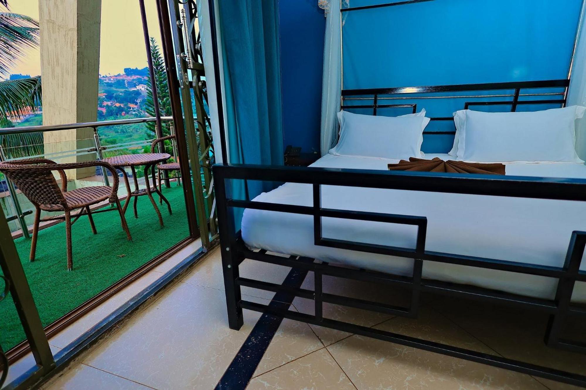 Shine Country Resort Hotel Naziba Luaran gambar