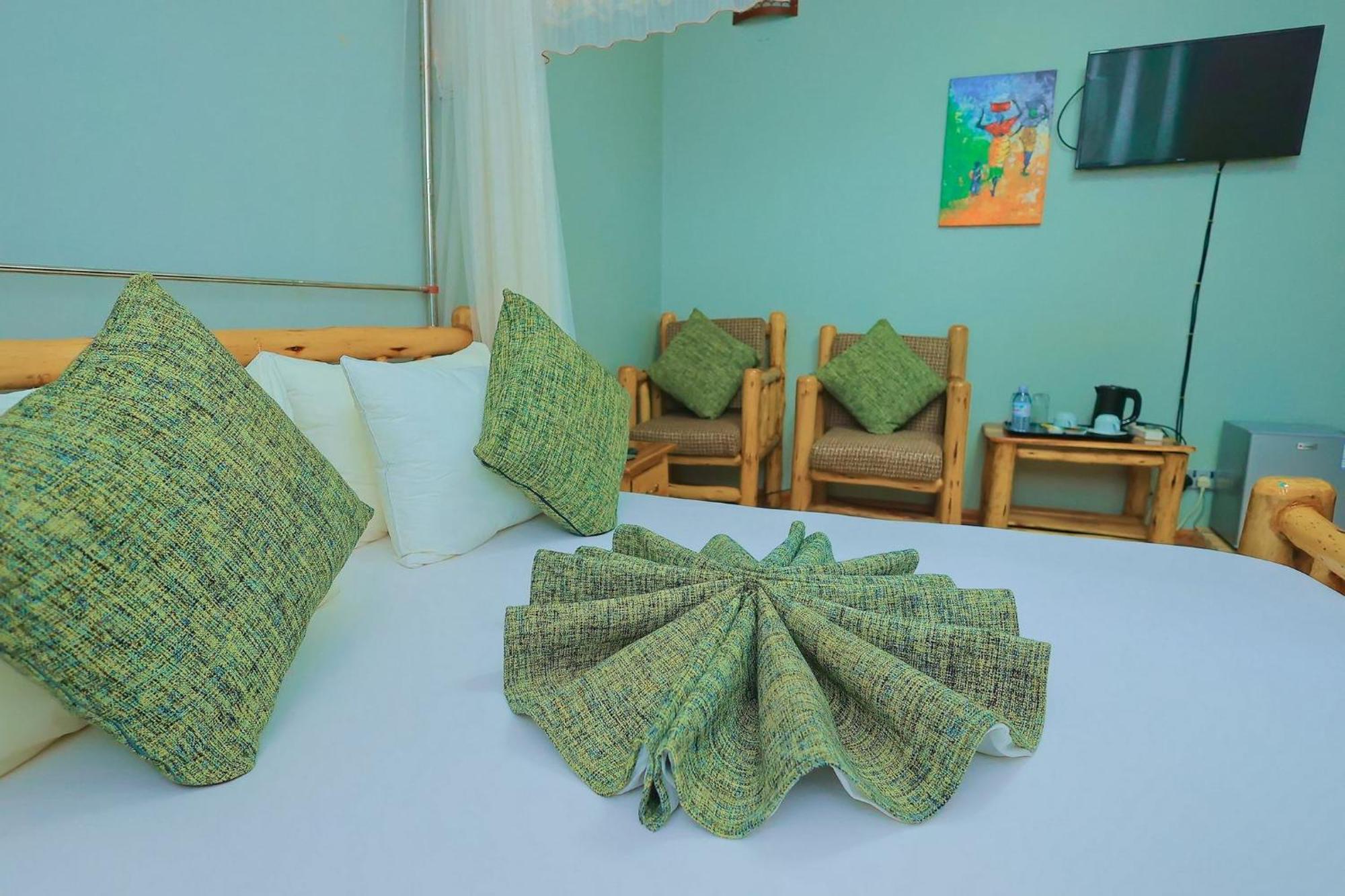 Shine Country Resort Hotel Naziba Luaran gambar